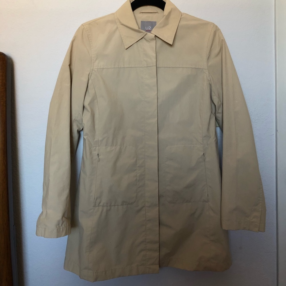 Light coat